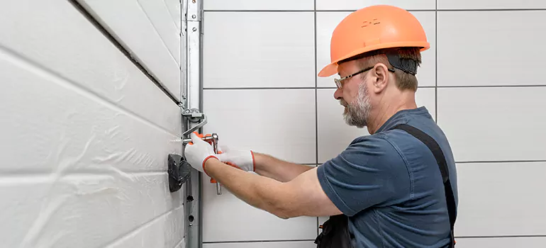 Commercial Garage Door Repair in Wellington, FL