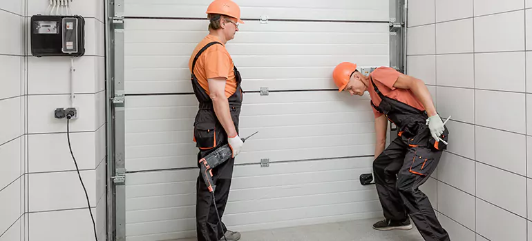 Secure Garage Door Repair in Wellington, FL