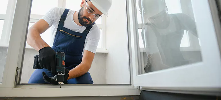 Replace Broken Window Pane in Wellington, FL