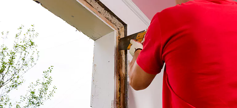 Residential Accordion Door Repair in Wellington, FL