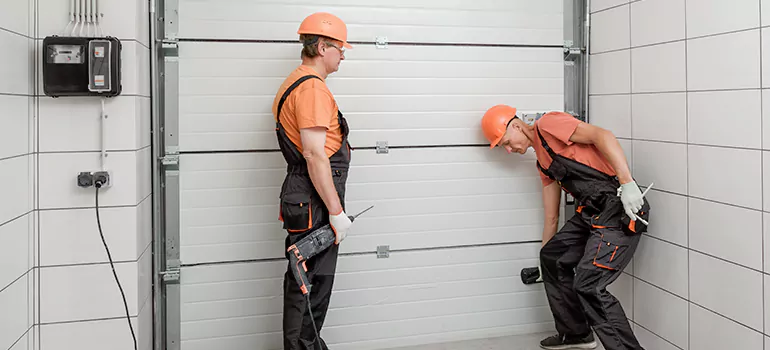 Garage Door Repair Company in Wellington, FL