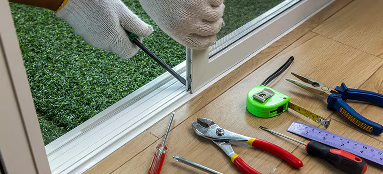 Window Hinge Repair in Wellington, FL